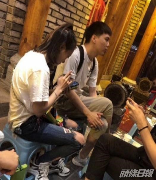 張丹峰與畢瀅因工作出雙入對，曾傳出「出軌風波」。​